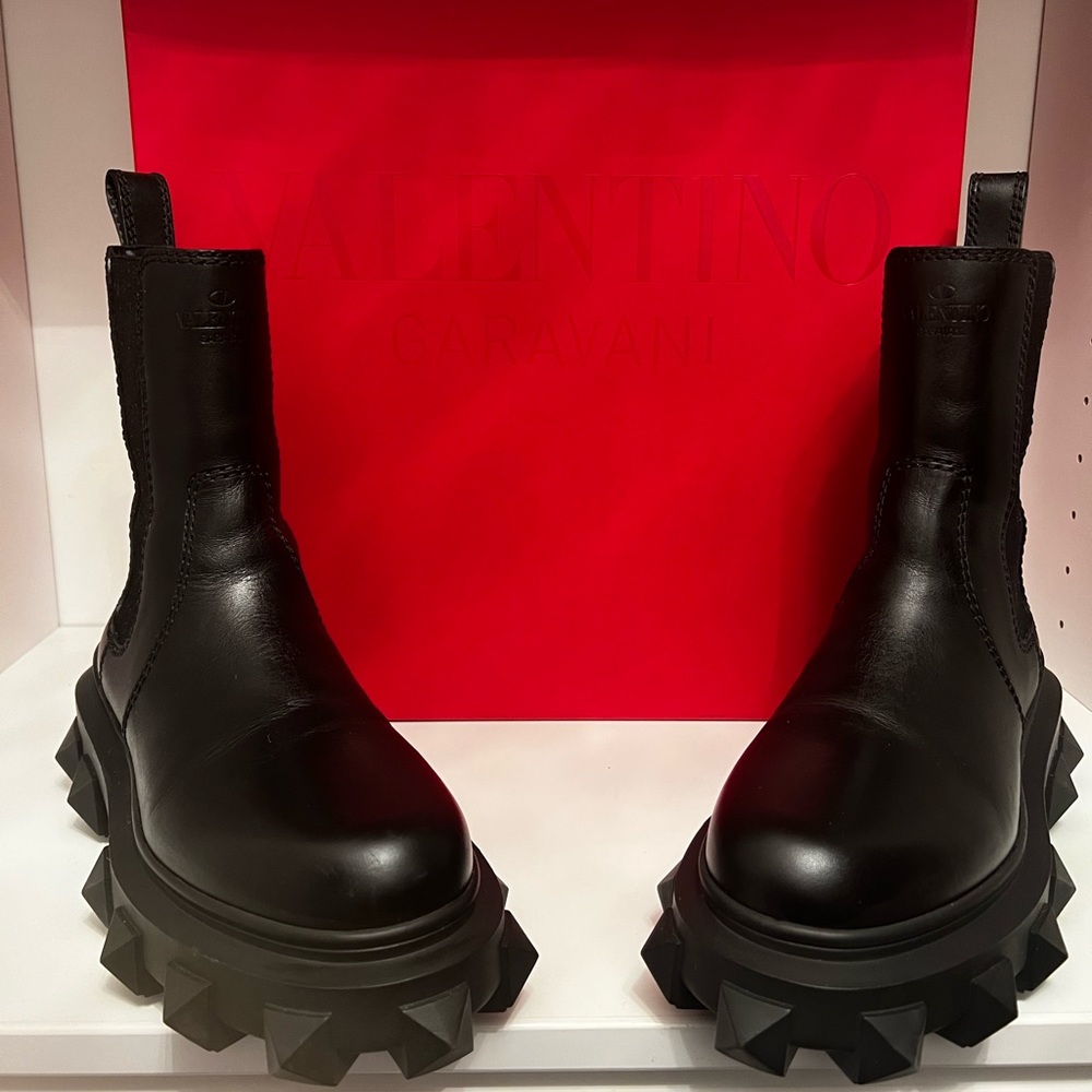 VALENTINO CHELSEA LUG BOOTS